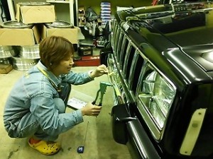 チェロキーメッキバンパ交換完了
