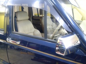 ガレージサン　チェロキー　LTD　青　内装ベージュ　ピカピカです。