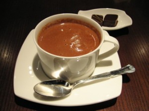 ガレージサン ごゆっくりおくつろぎ下さい。