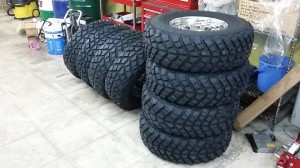 タイヤとデイトナメッキホイールを2台分用意し交換しました!