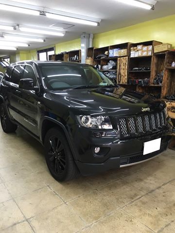 Jeepの高級車グランドチェロキー チェロキー 中古車 専門店 ガレージサンのjeepチェロキー