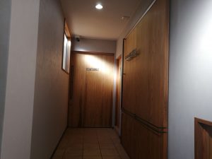 事務所クロス張替え♪