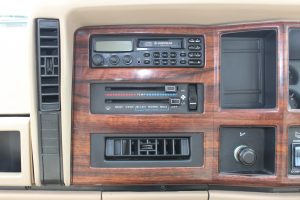 内装ベージュ！全塗装済みで綺麗に仕上がってます♪