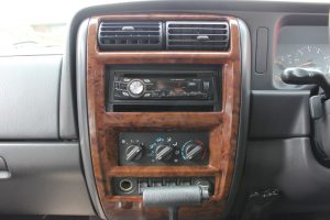 ◆入庫車紹介◆定番ブラック