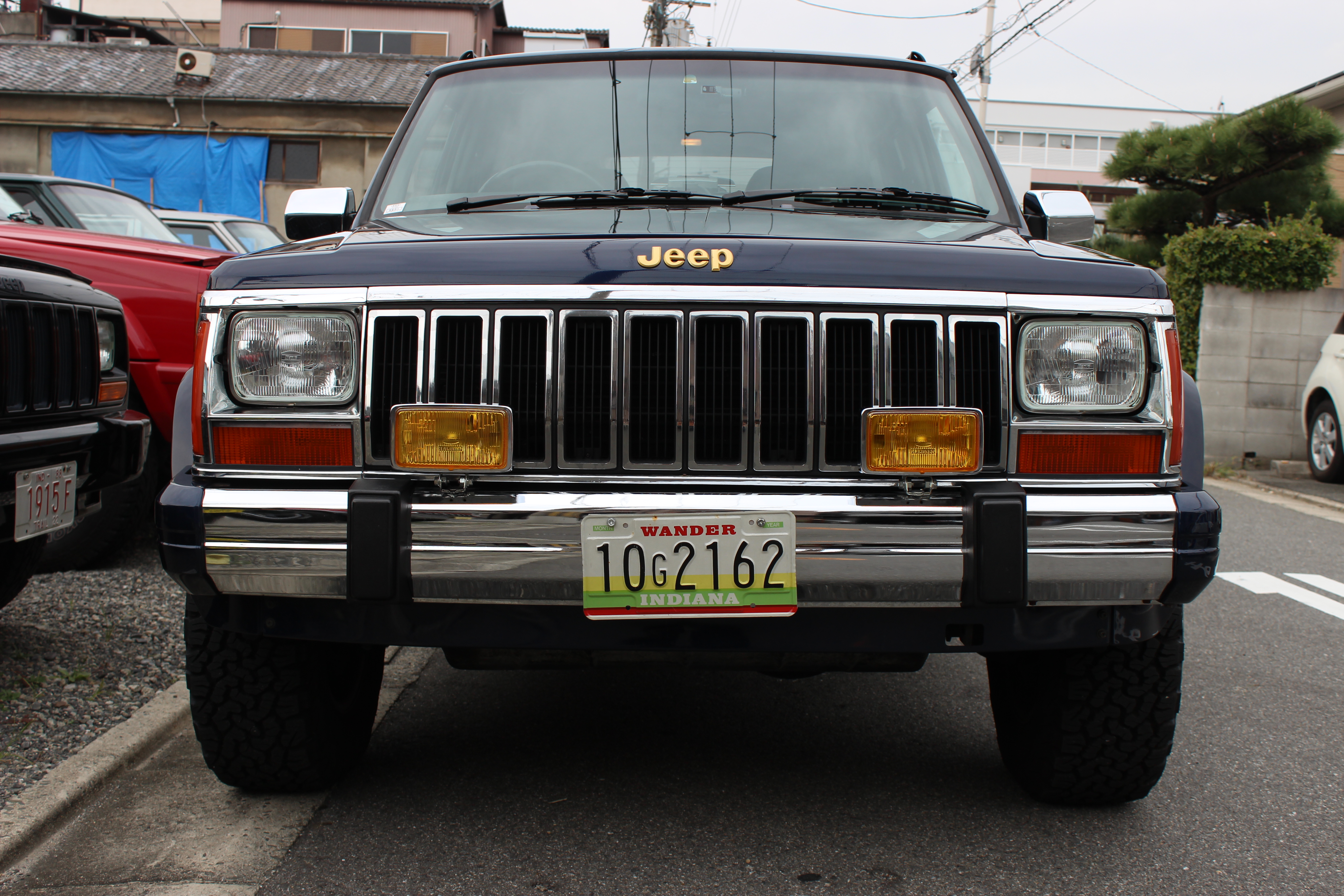 グリルについて | チェロキー 中古車 専門店 |ガレージサンのJEEP
